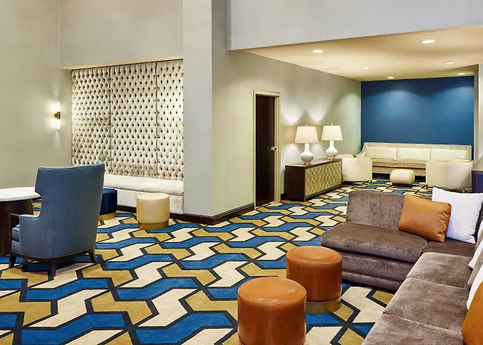 Sheraton Worth Downtown