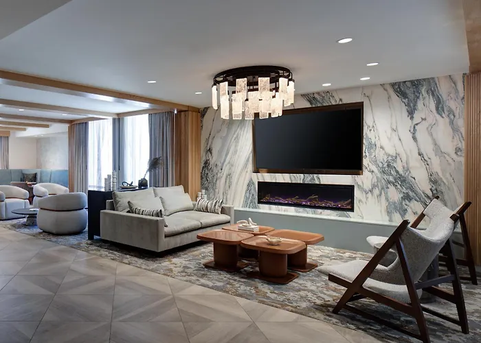 Sheraton Worth Downtown 4*