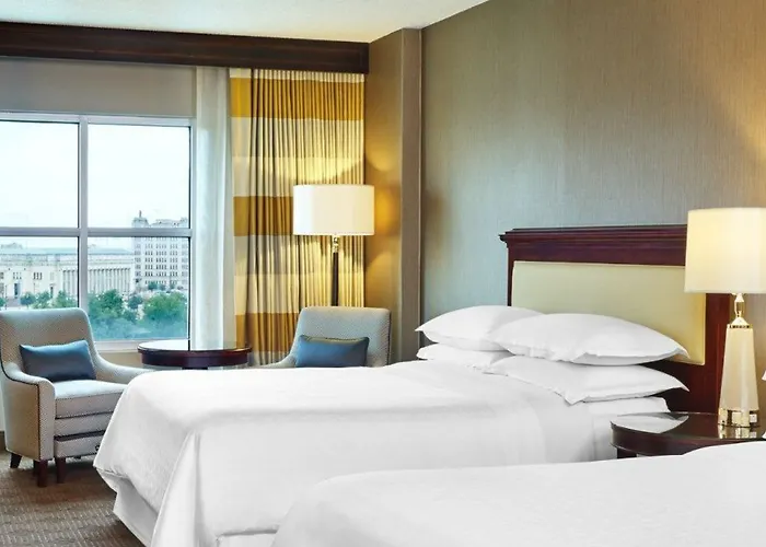 Hotel Sheraton Worth Downtown 4*